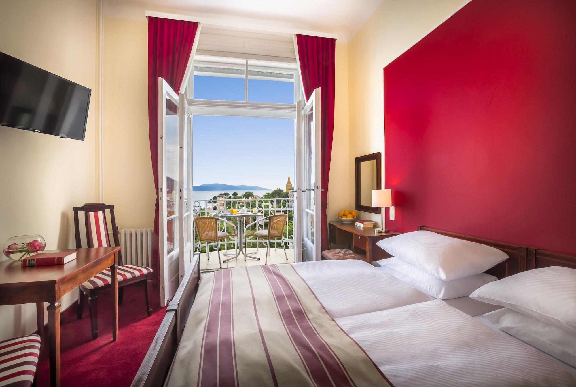 Hotel Bristol Lovran Exteriér fotografie